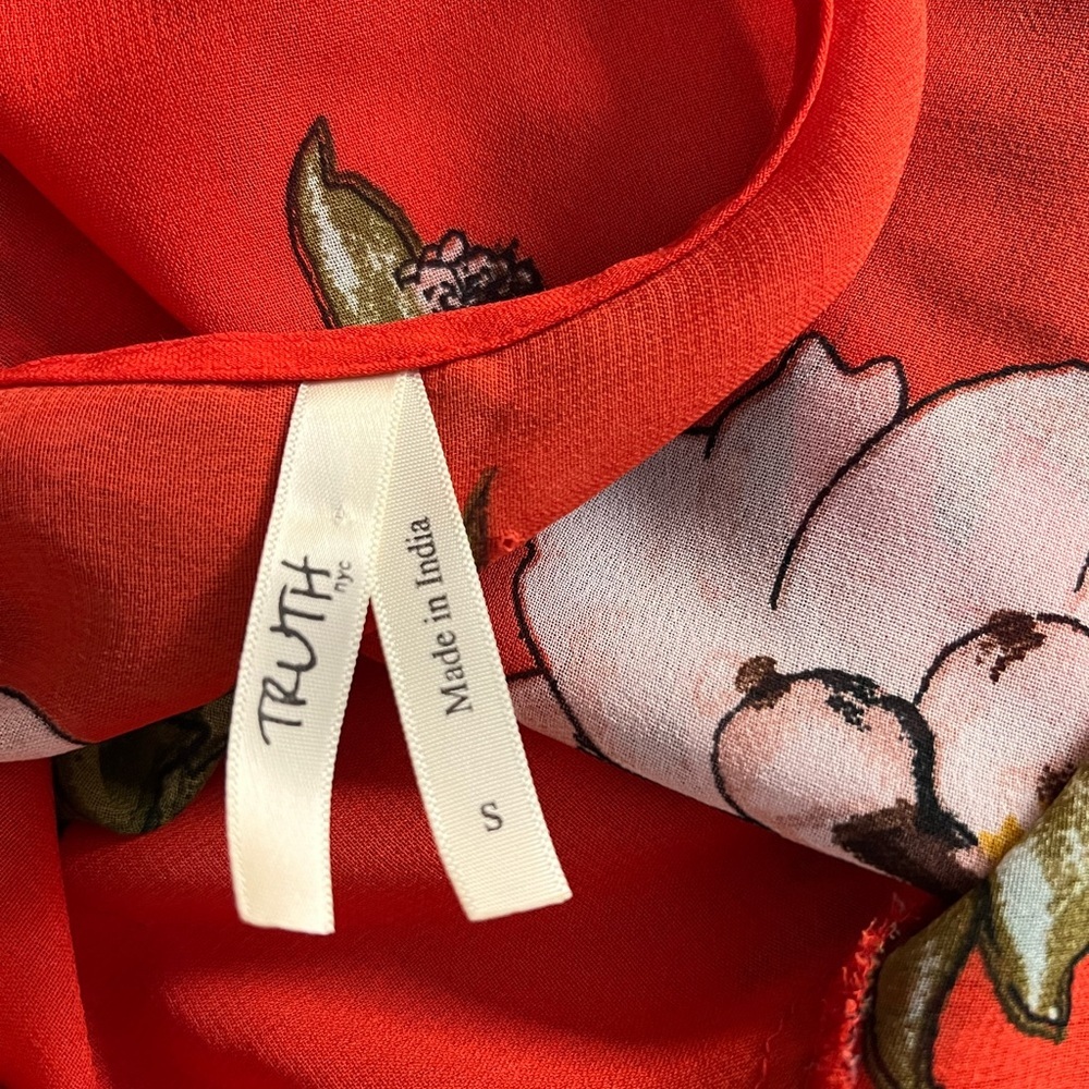 Truth Red Floral Kimono - Picture 2 of 3